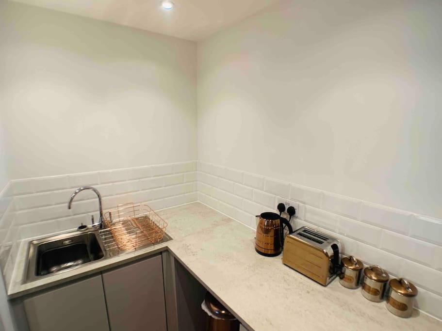 Lovely Central Bournemouth Flat 10 Minute To Beach Apartment Exterior foto